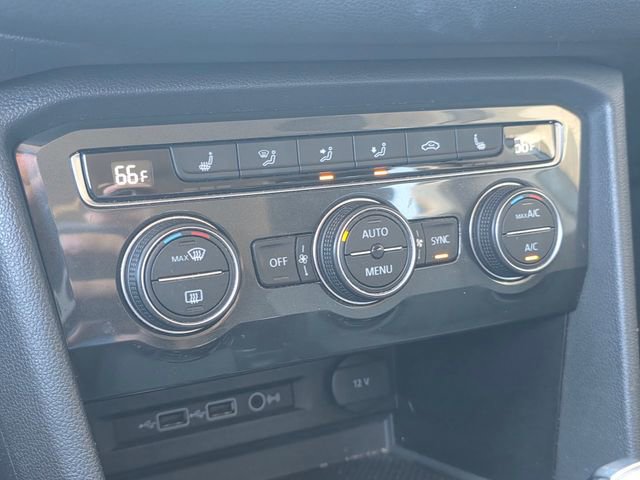 Used 2018 Volkswagen Tiguan SE FWD image 20