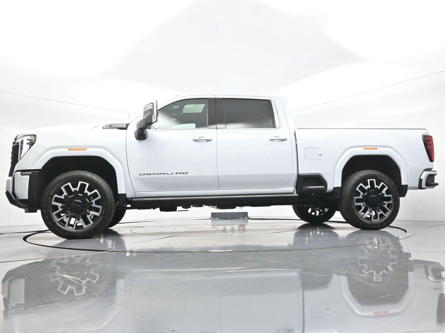Used 2026 GMC Sierra 2500 Denali Ultimate AWD/4WD image 51