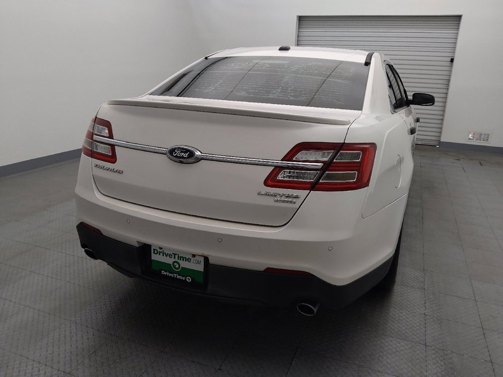 Used 2015 Ford Taurus Limited w/ Equipment Group 301A image 7