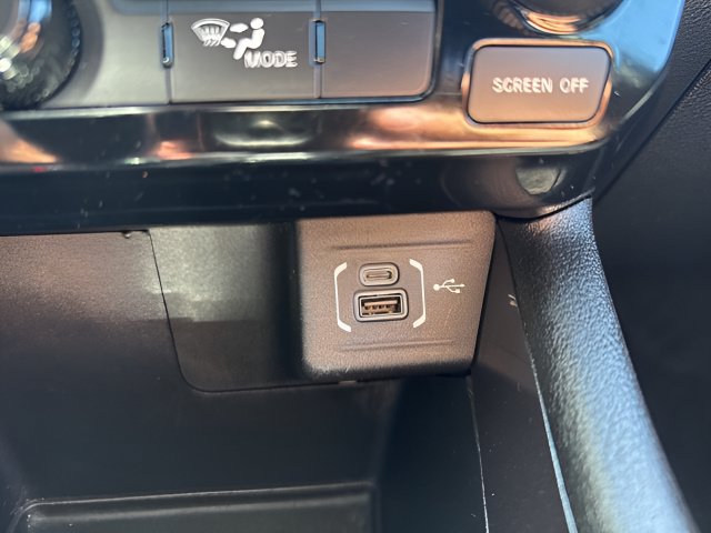 Certified 2023 Jeep Compass Latitude AWD/4WD image 23