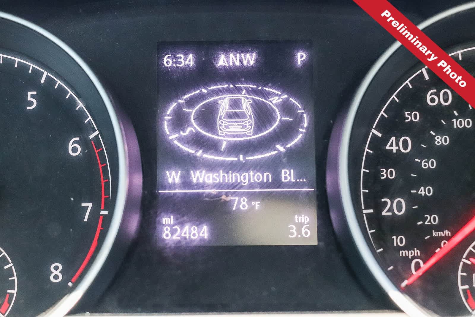 Used 2017 Volkswagen Golf SportWagen FWD image 18