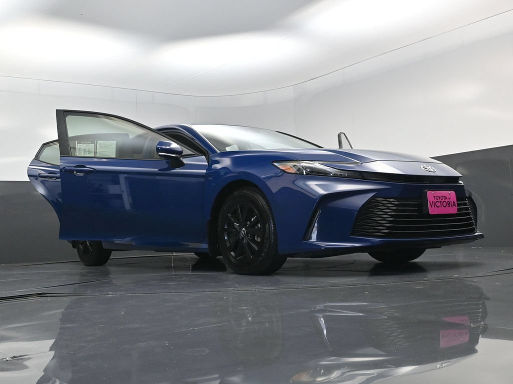 Used 2026 Toyota Camry LE FWD image 26