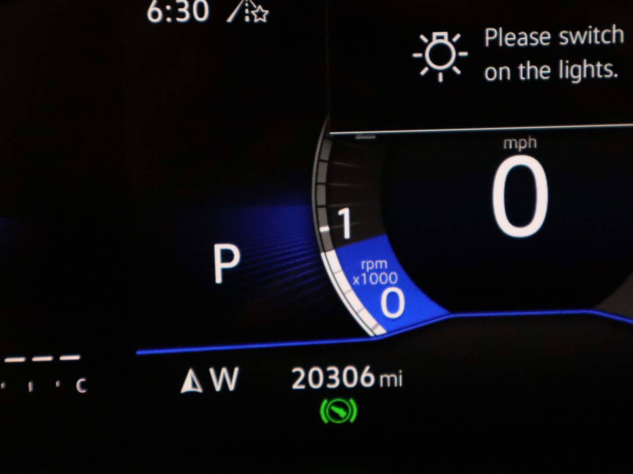 Certified 2024 Volkswagen Tiguan SE R-Line image 9