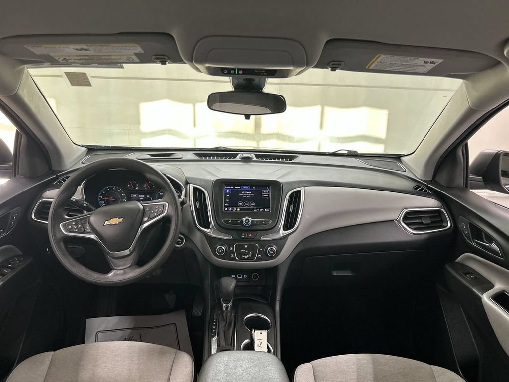 Used 2023 Chevrolet Equinox LS AWD/4WD image 18