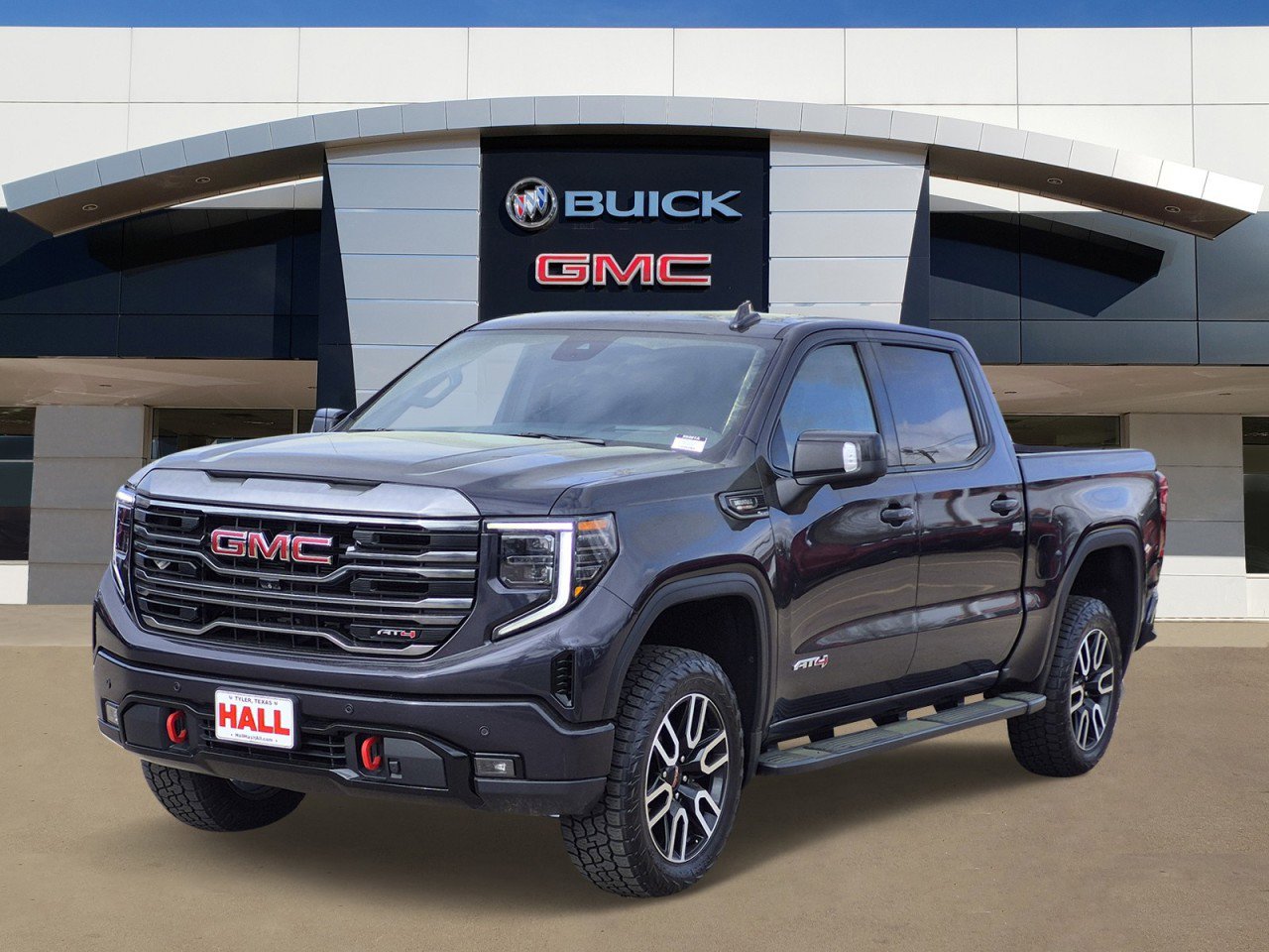 Certified 2022 GMC Sierra 1500 AT4 w/ AT4 Premium Package image 3