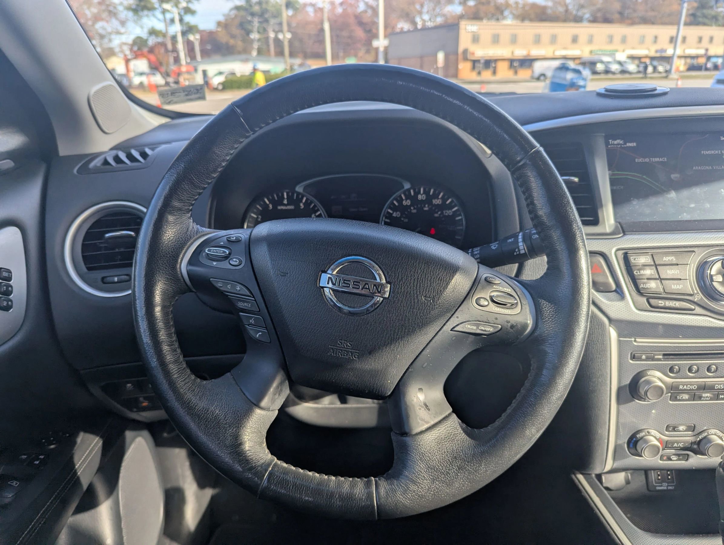 Used 2018 Nissan Pathfinder SL w/ SL Premium Package image 12