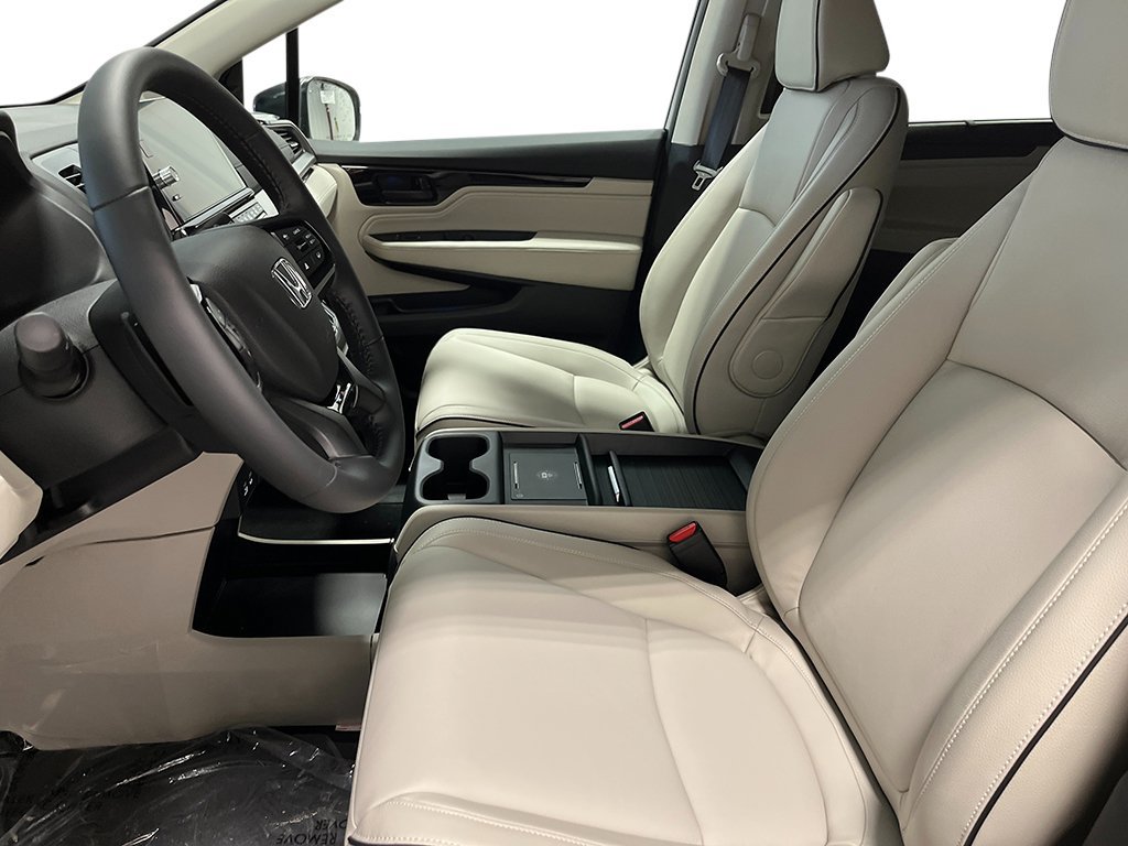 New 2027 Honda Odyssey Touring image 17