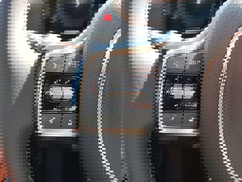 New 2026 Kia Carnival EX image 27