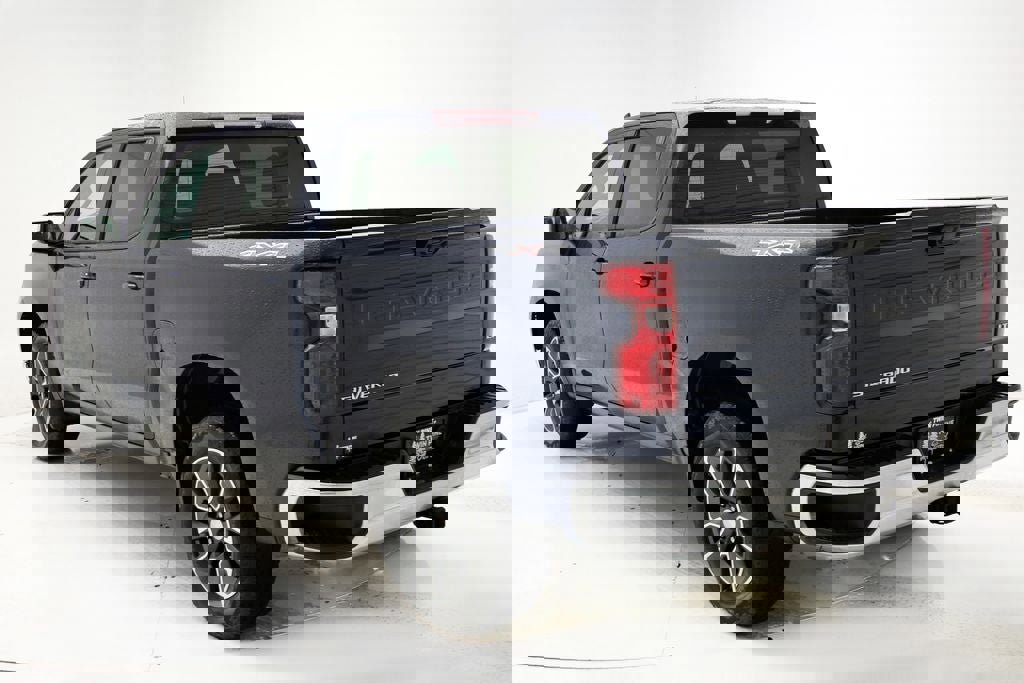 Used 2023 Chevrolet Silverado 1500 LT image 6