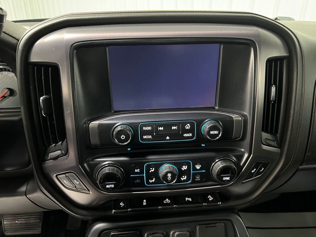 Used 2017 GMC Sierra 2500 SLT w/ All Terrain HD Package image 7