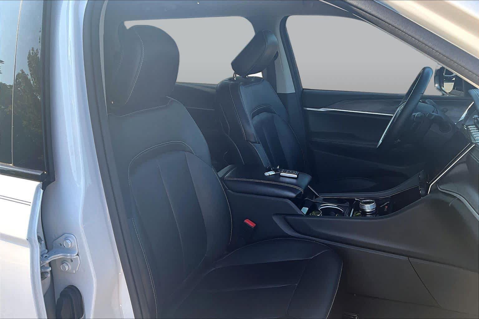 Used 2021 Jeep Grand Cherokee L Limited RWD image 8