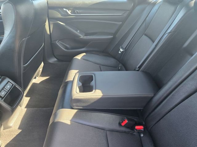 Used 2022 Honda Accord Sport image 9