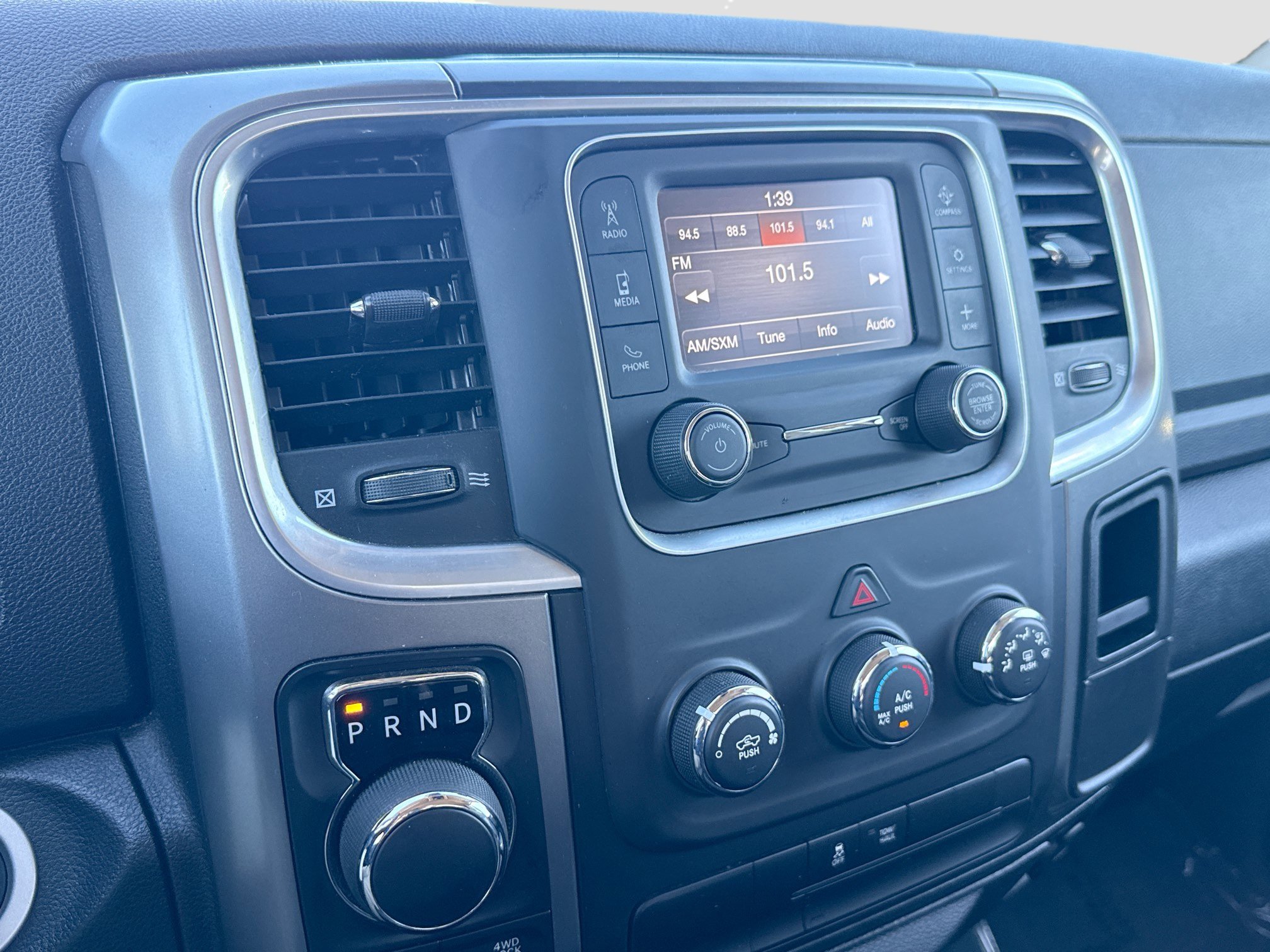 Used 2024 RAM 1500 Classic SLT image 25