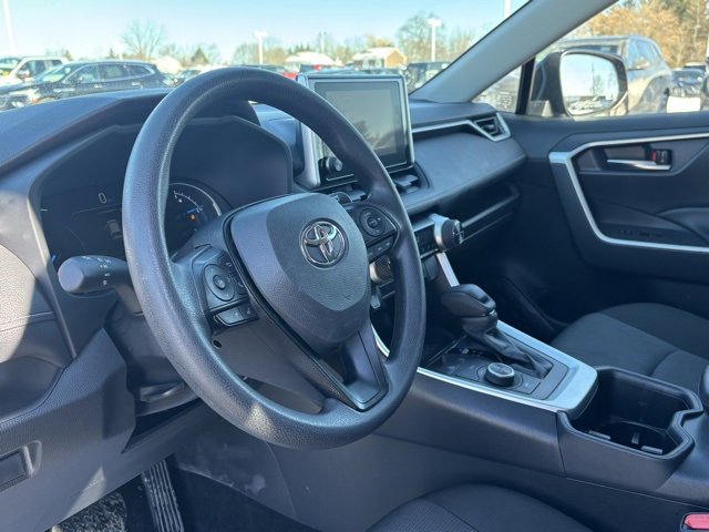 Used 2024 Toyota RAV4 XLE image 13