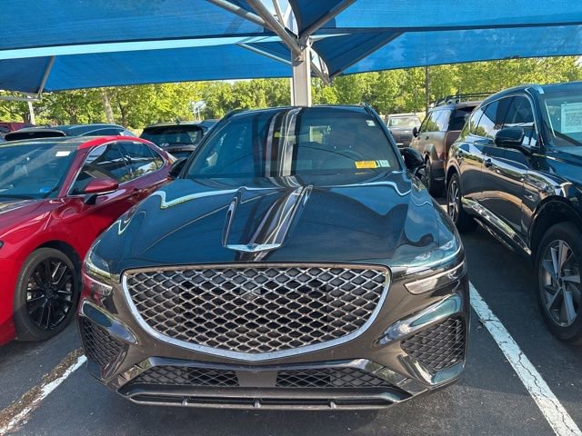 Used 2023 Genesis GV70 2.5T w/ Sport Prestige Package AWD/4WD image 3