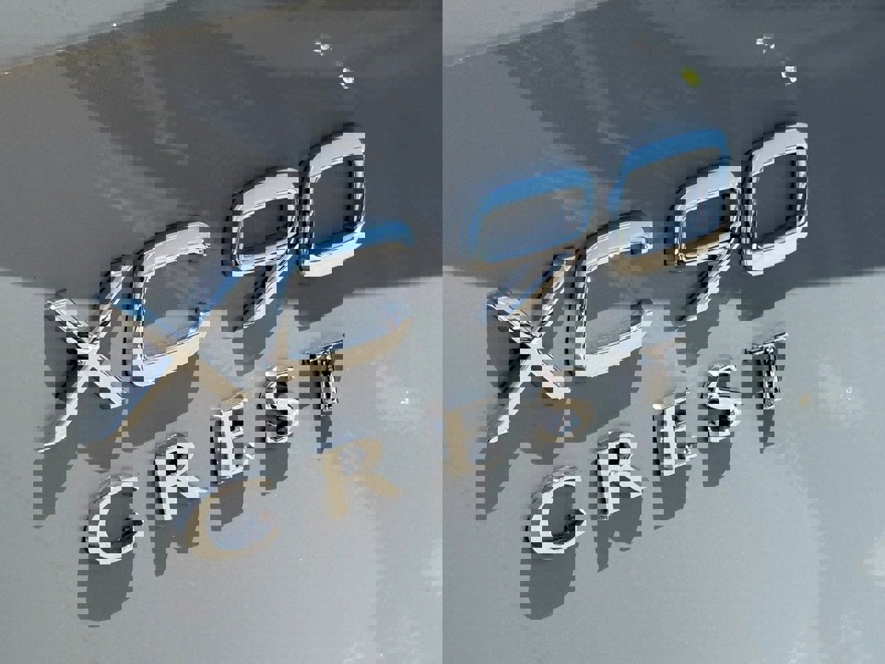 New 2026 Volvo XC90 B6 Plus w/ Protection Package Premier image 9