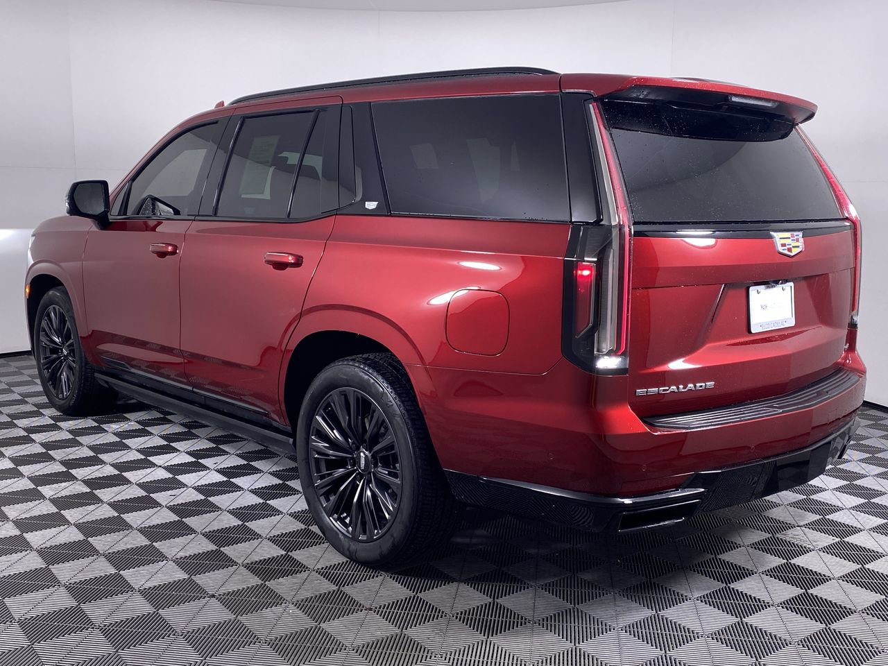 Certified 2024 Cadillac Escalade Sport w/ Touring Package image 20