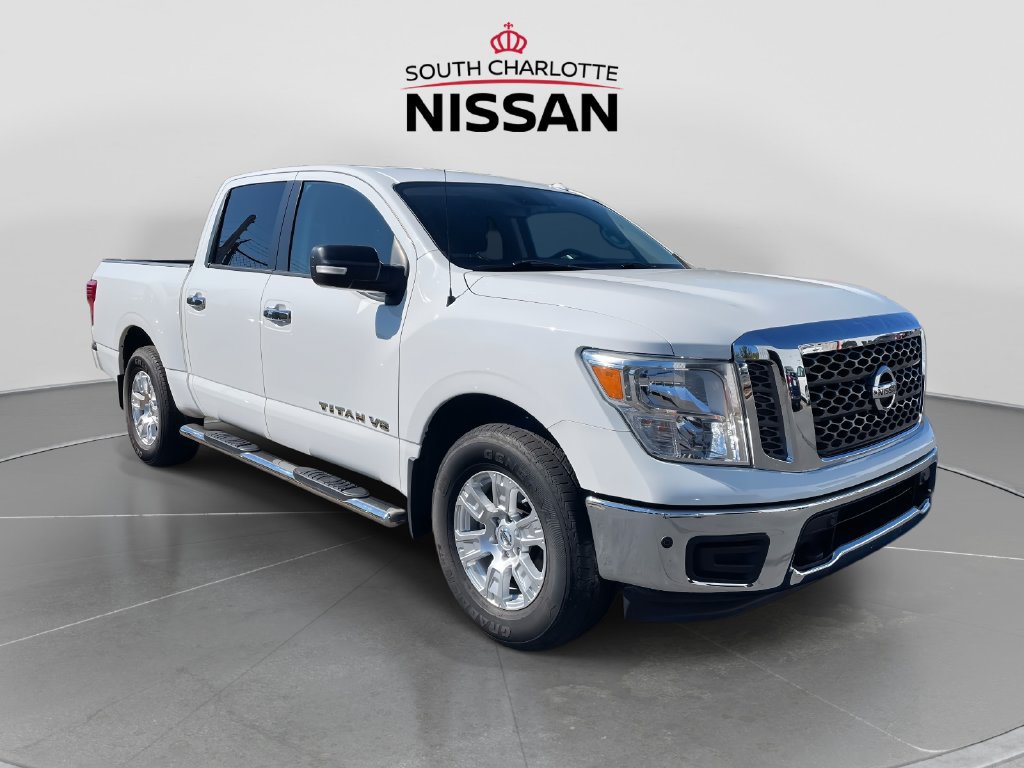 Used 2018 Nissan Titan SV w/ SV Convenience Package