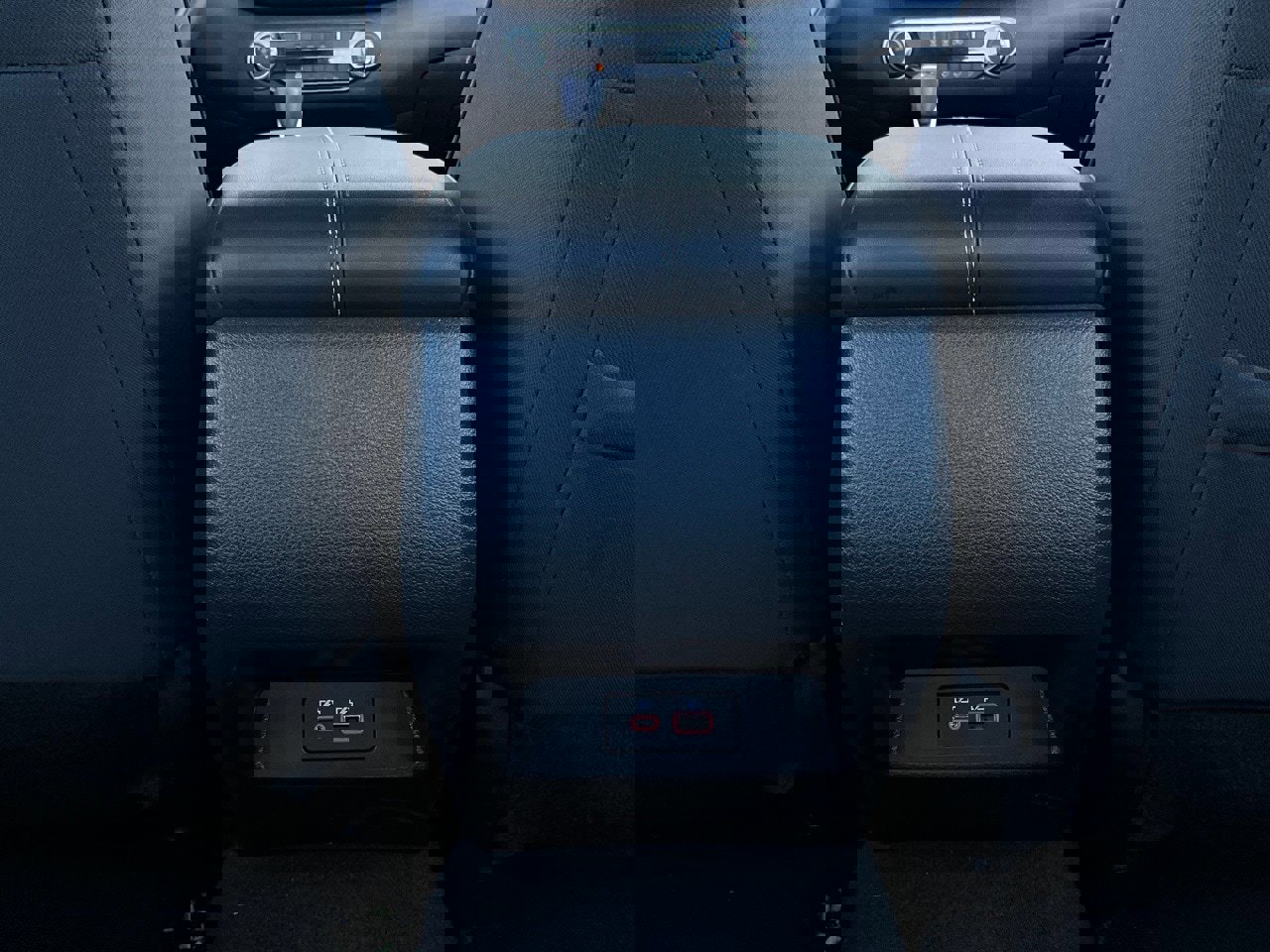 Used 2025 Nissan Altima 2.5 SV image 13