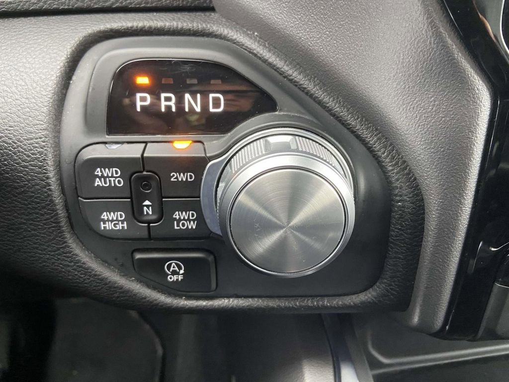 Used 2025 RAM 1500 Laramie AWD/4WD image 23
