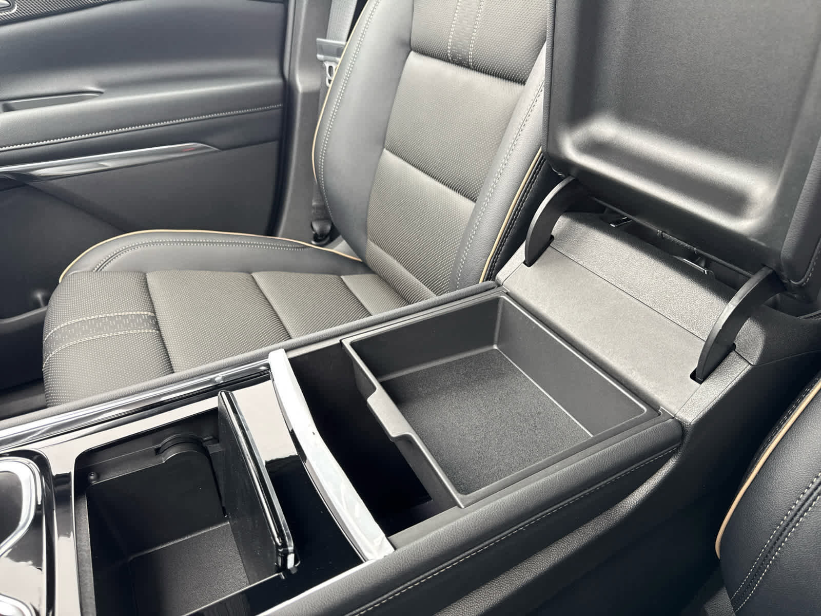 New 2026 Chevrolet Traverse High Country image 28