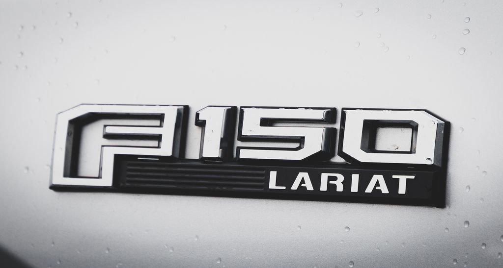 Used 2018 Ford F150 Lariat image 26