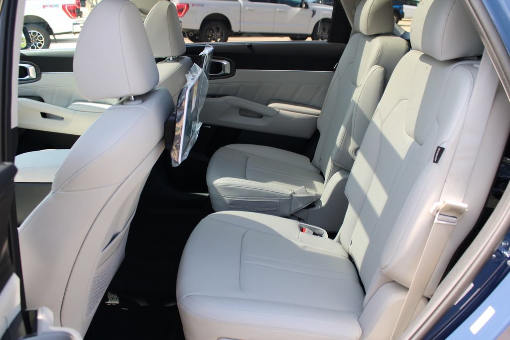 New 2026 Kia Sorento SX AWD/4WD image 7