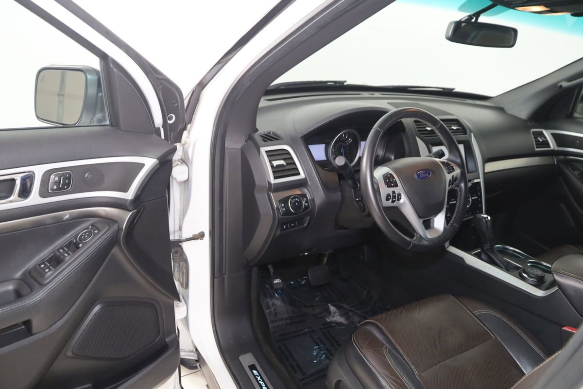 Used 2013 Ford Explorer Sport image 48