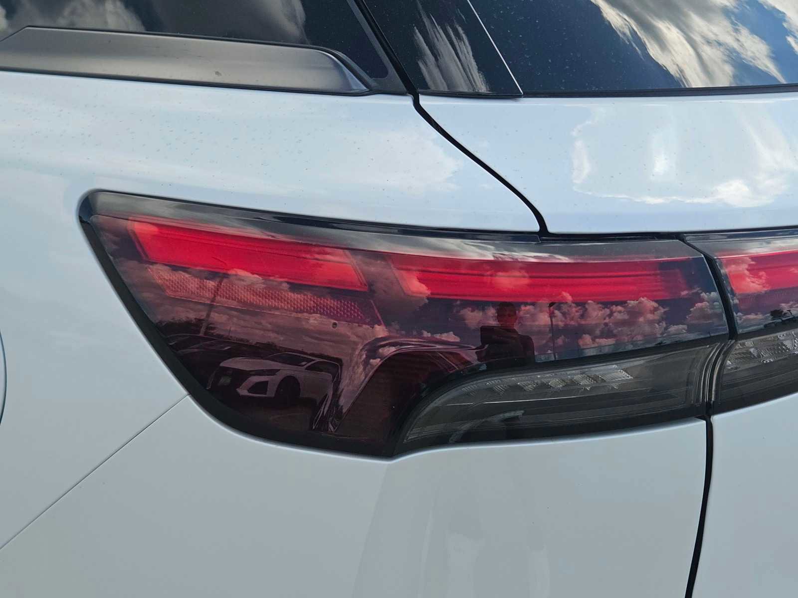 New 2026 INFINITI QX60 Luxe w/ Dark Cargo Package image 12