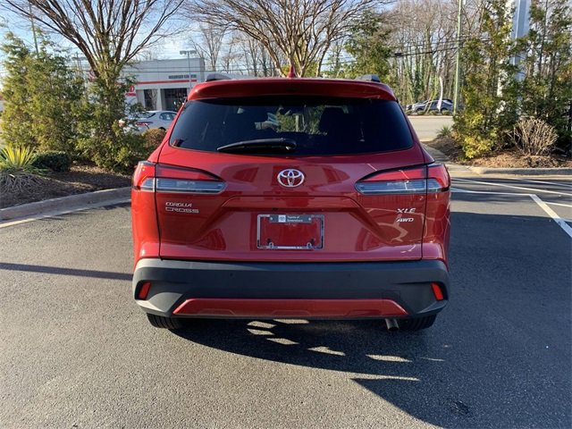 Used 2023 Toyota Corolla Cross XLE image 7
