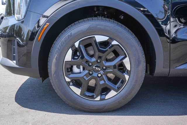 New 2026 Kia Sorento S FWD image 19