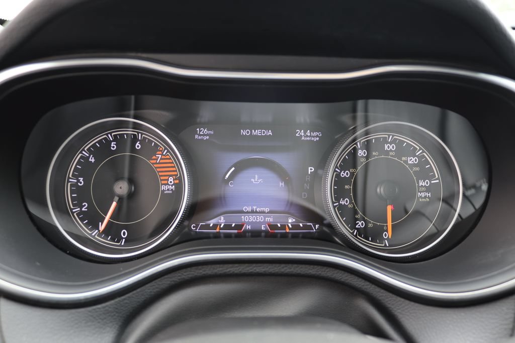 Used 2021 Jeep Cherokee Trailhawk AWD/4WD image 30