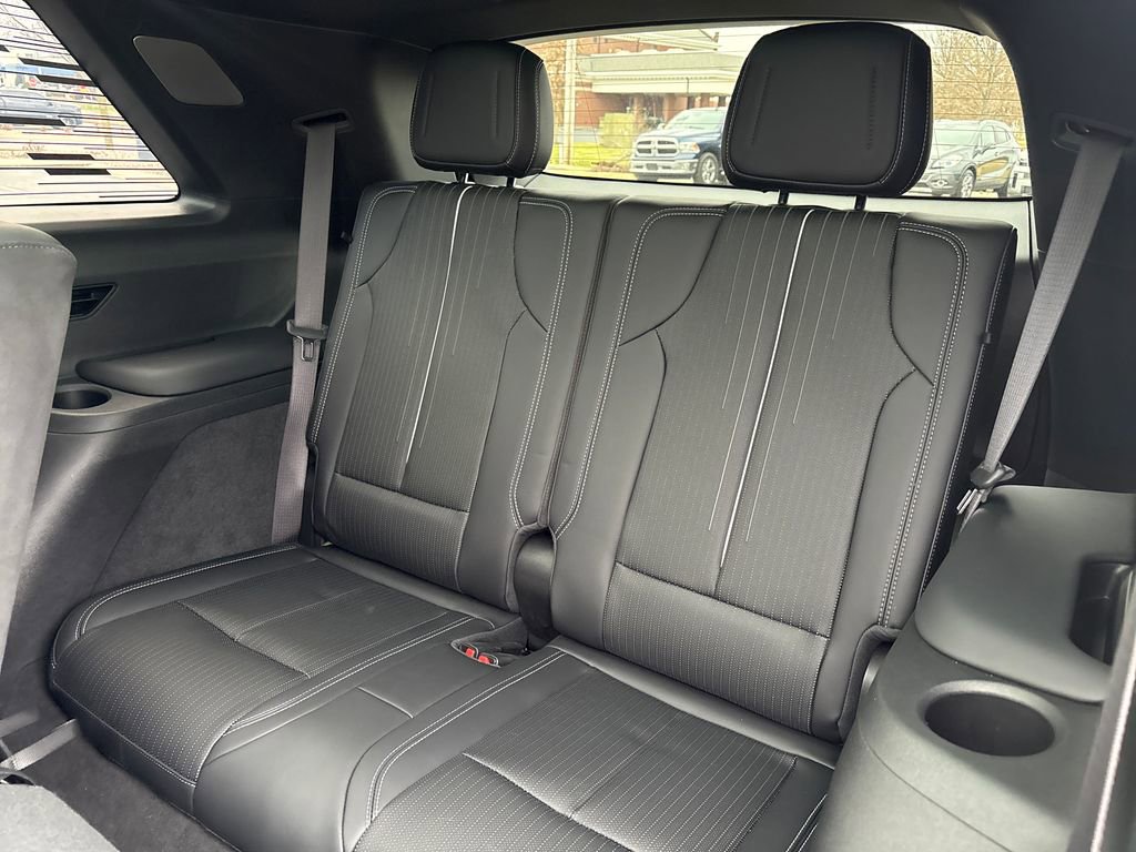 New 2026 Cadillac Vistiq Luxury image 42