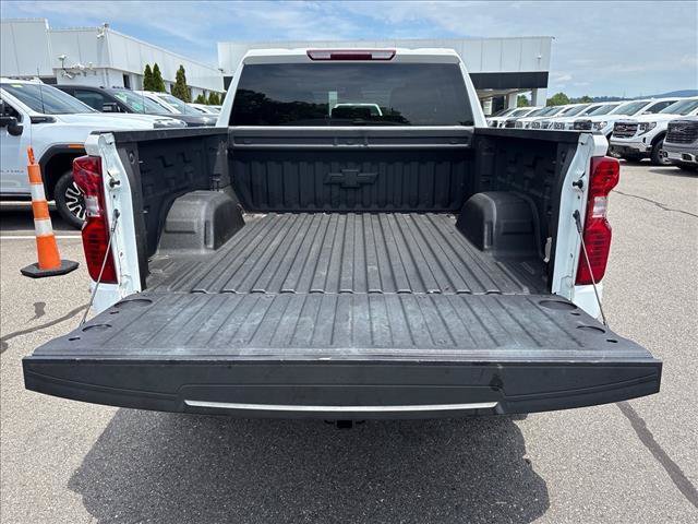 Certified 2022 Chevrolet Silverado 1500 Custom Trail Boss AWD/4WD image 21