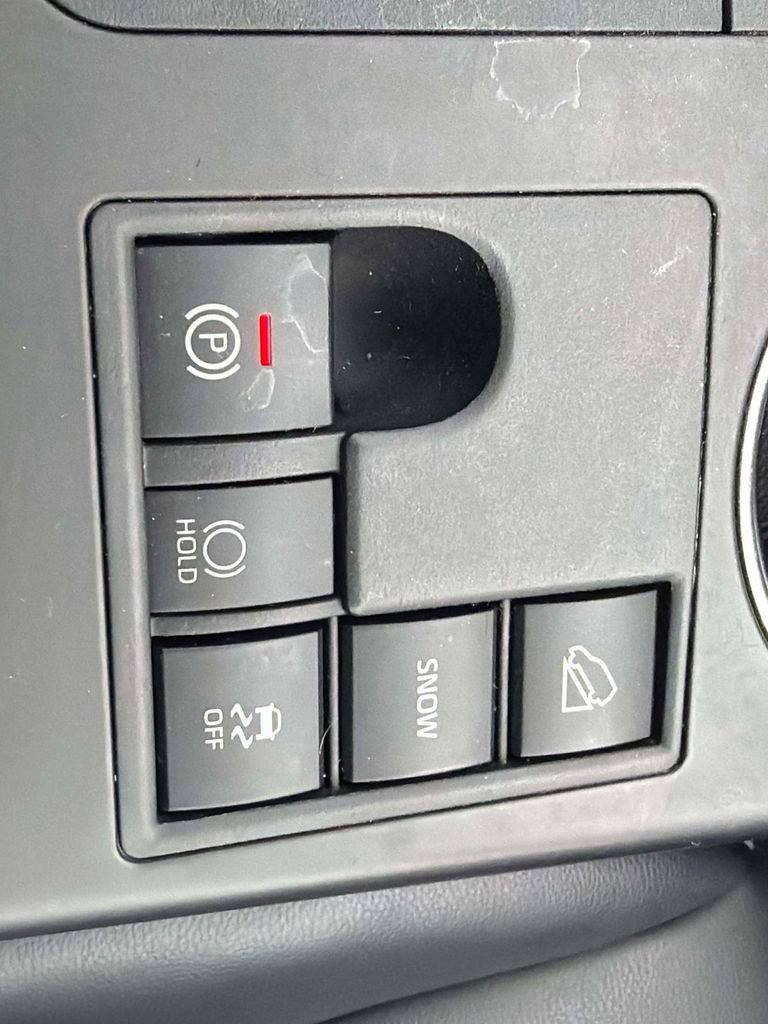 Used 2023 Toyota Highlander XSE image 20