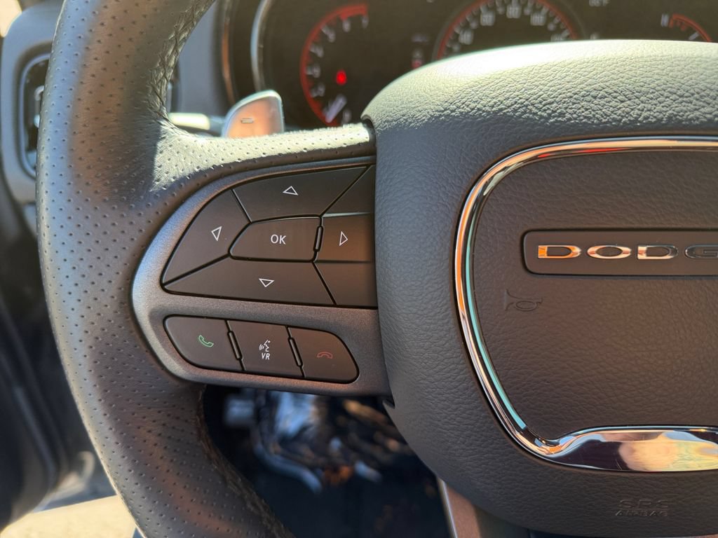 Used 2022 Dodge Durango R/T w/ Tow 'N Go Package AWD/4WD image 16
