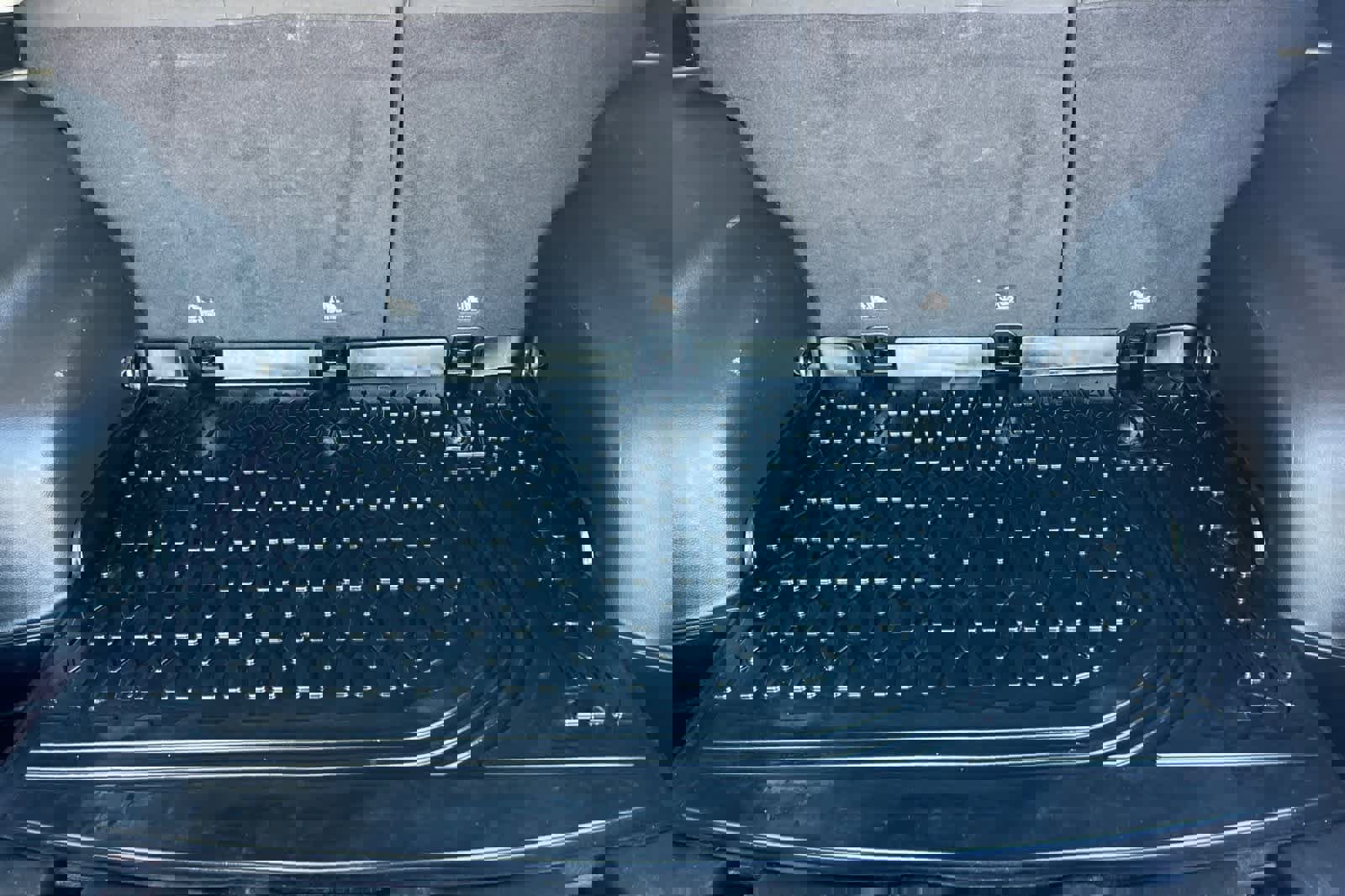 Used 2021 Jeep Compass Sport image 18