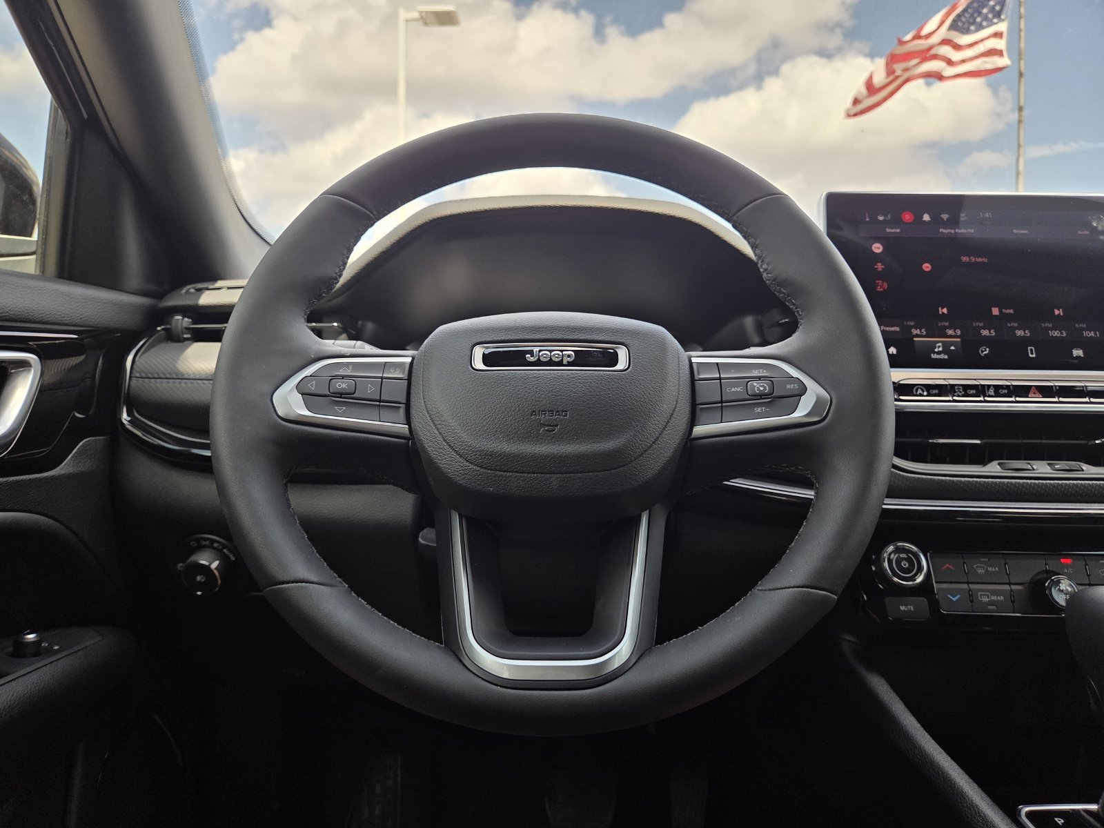 New 2026 Jeep Compass Latitude AWD/4WD image 41