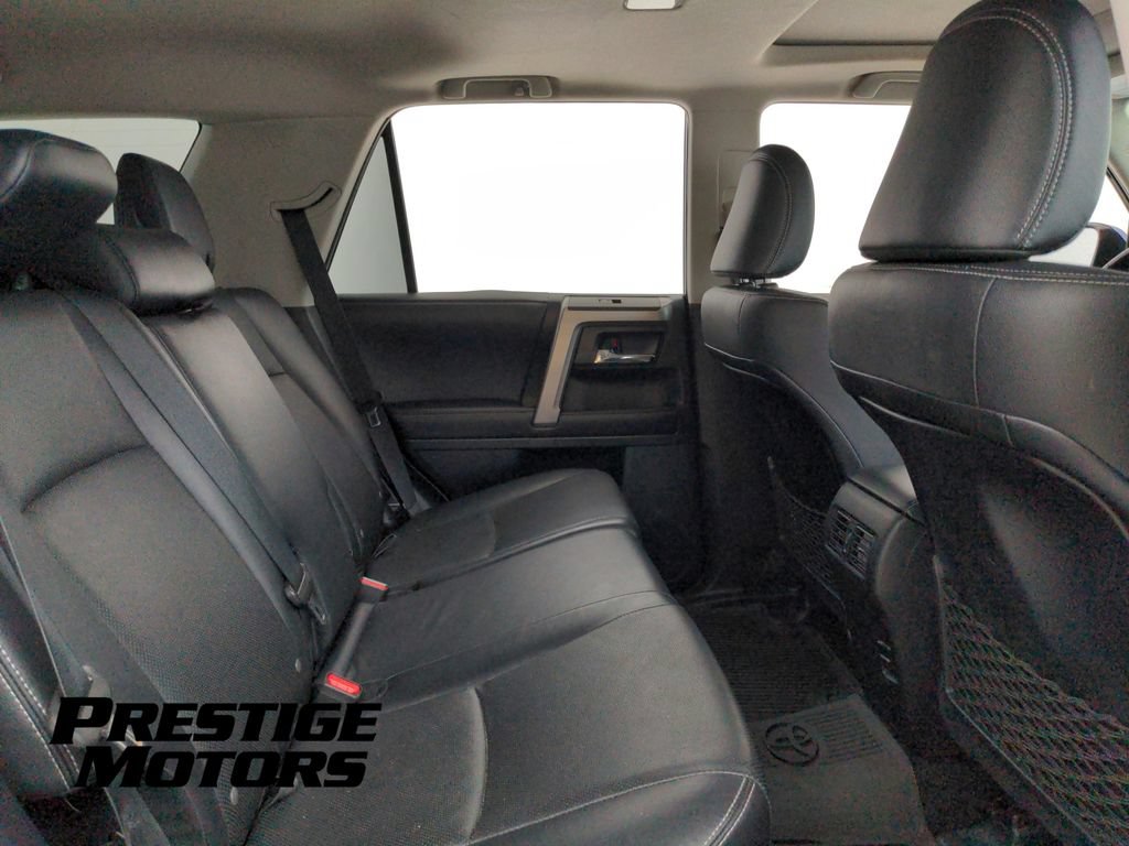 Used 2018 Toyota 4Runner Limited AWD/4WD image 31