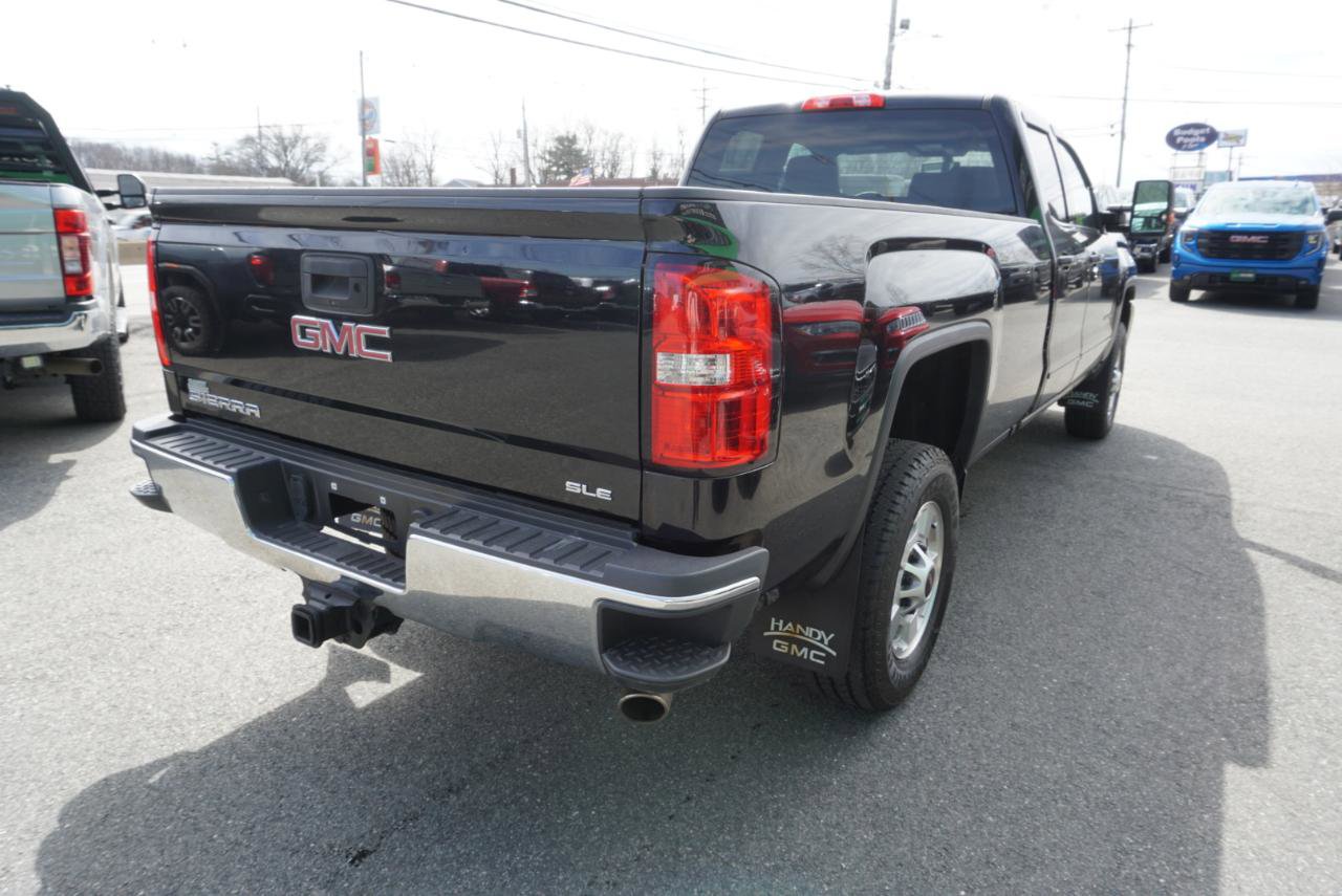 Used 2017 GMC Sierra 2500 SLE w/ HD SLE Preferred Plus Package AWD/4WD image 16