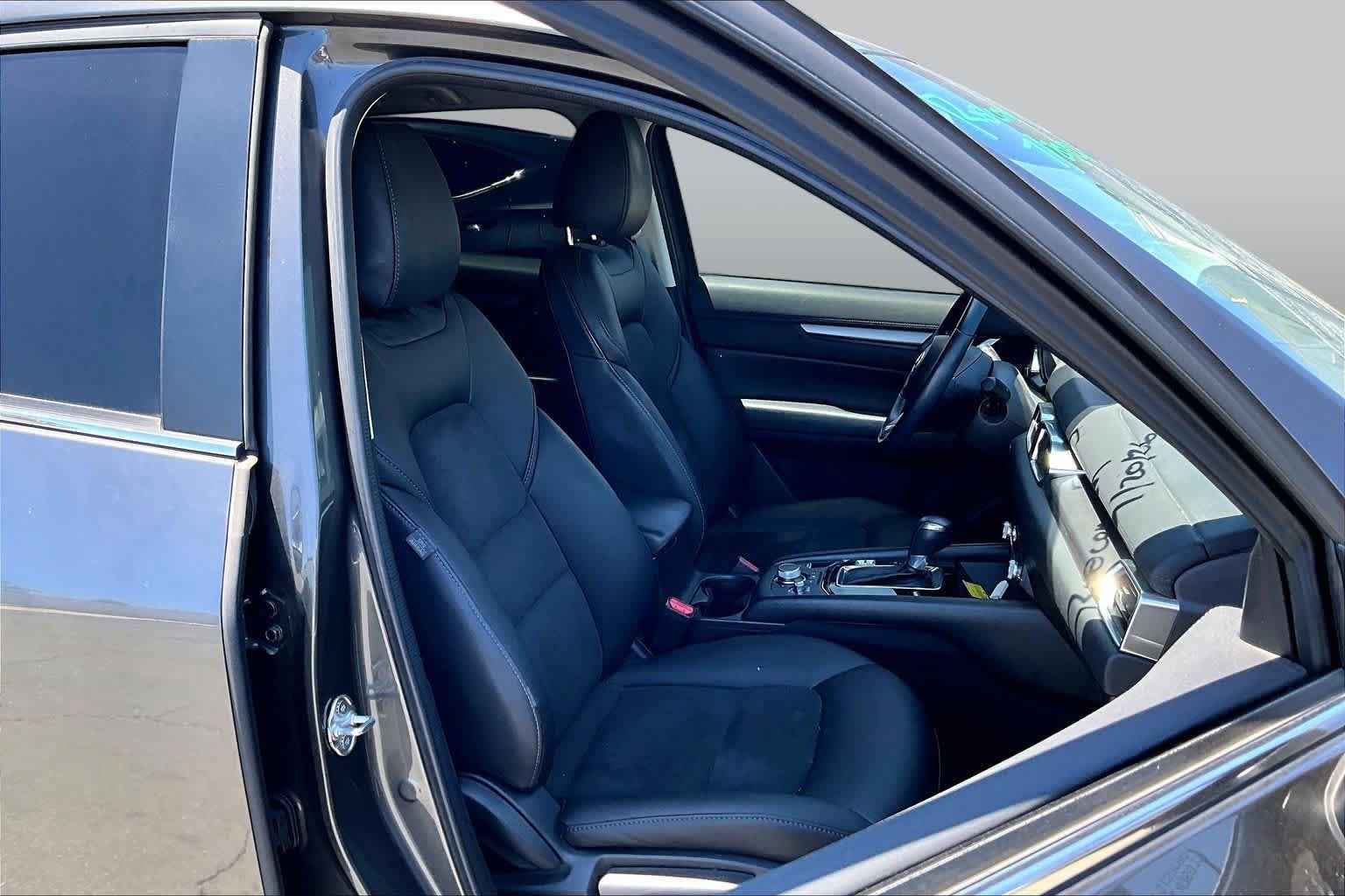 Used 2019 MAZDA CX-5 Touring FWD image 8