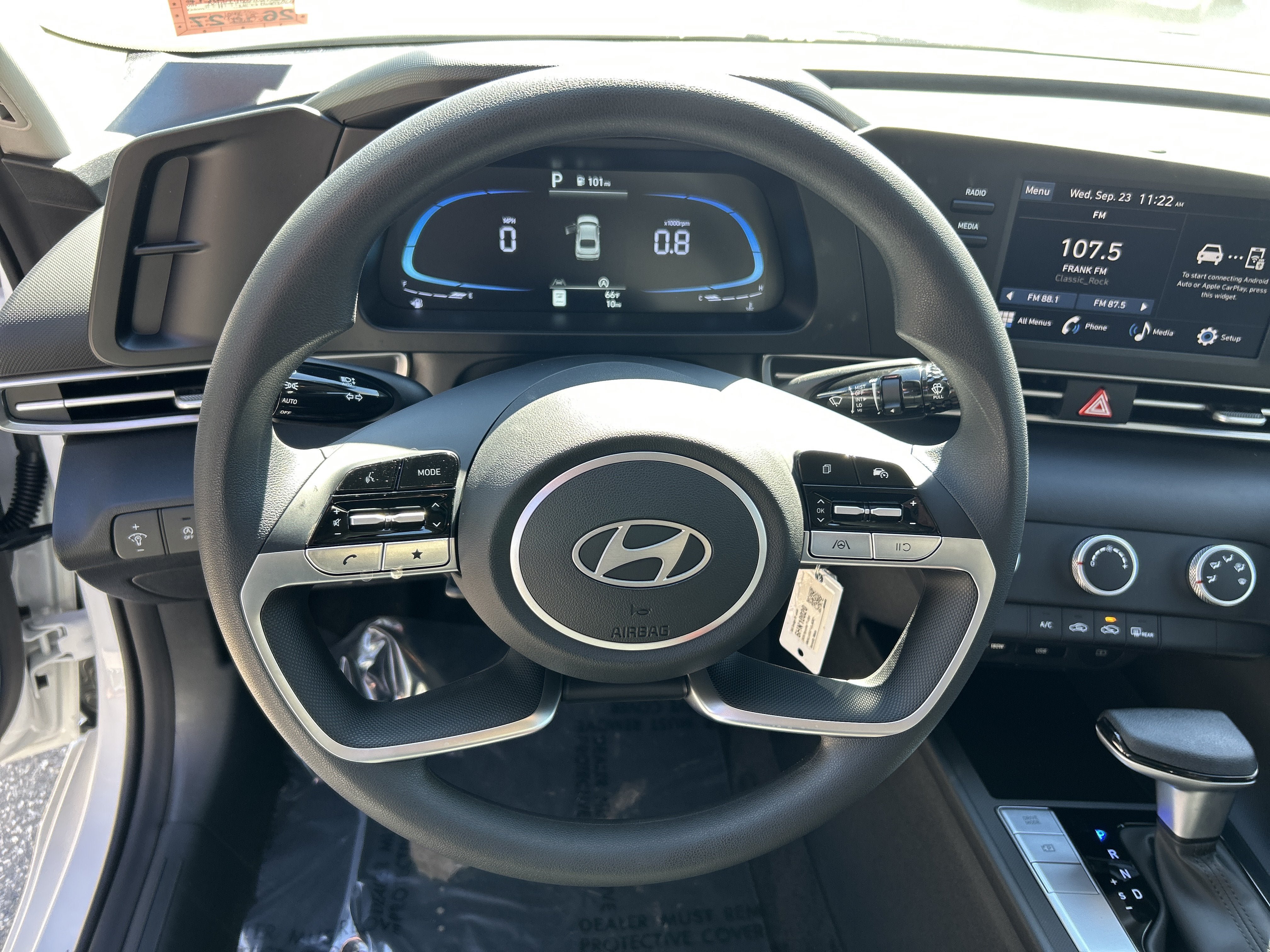 New 2026 Hyundai Elantra SE FWD image 20