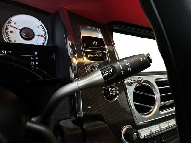 Used 2016 Rolls-Royce Wraith RWD image 17