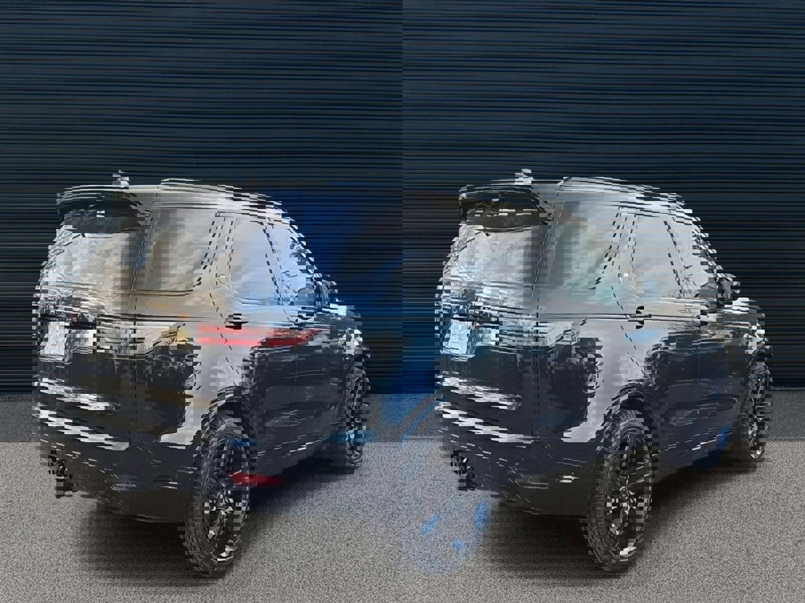 New 2025 Land Rover Discovery Dynamic SE image 5