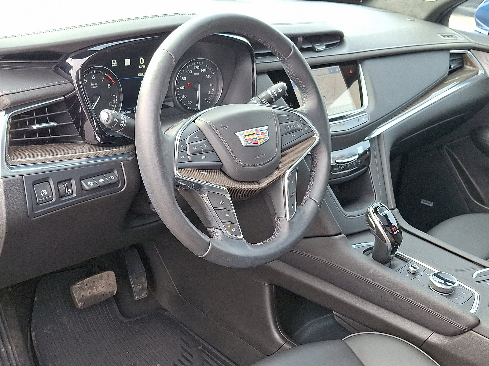 Certified 2023 Cadillac XT5 Premium Luxury w/ Platinum Package image 14