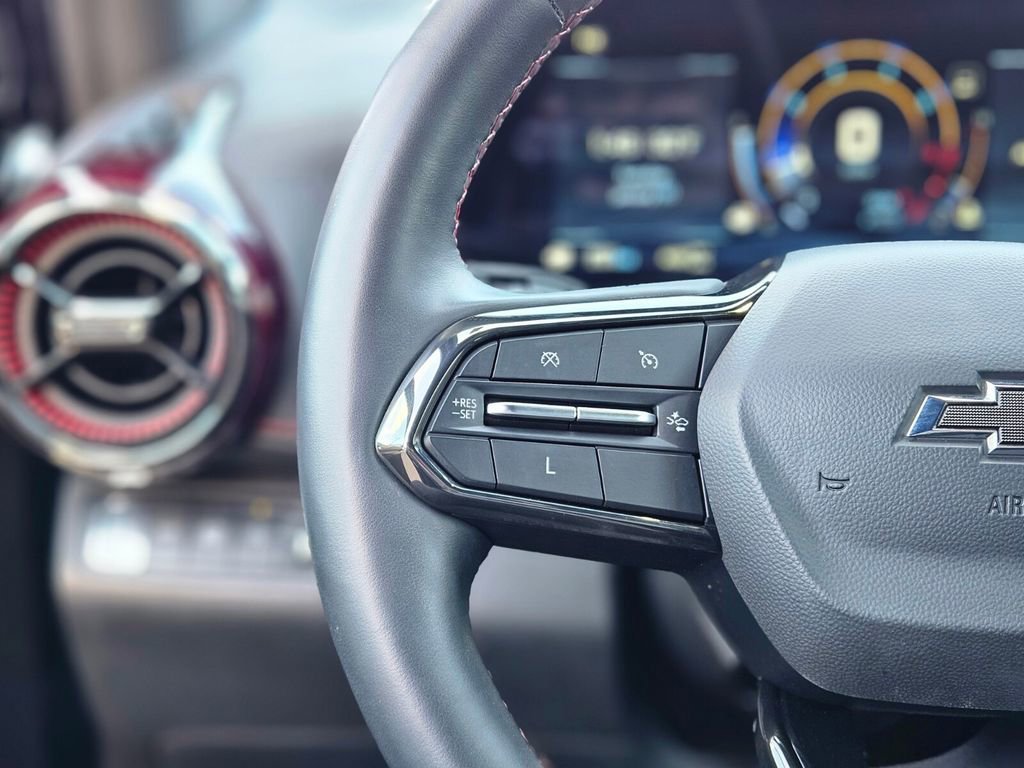 Used 2025 Chevrolet Equinox RS image 22