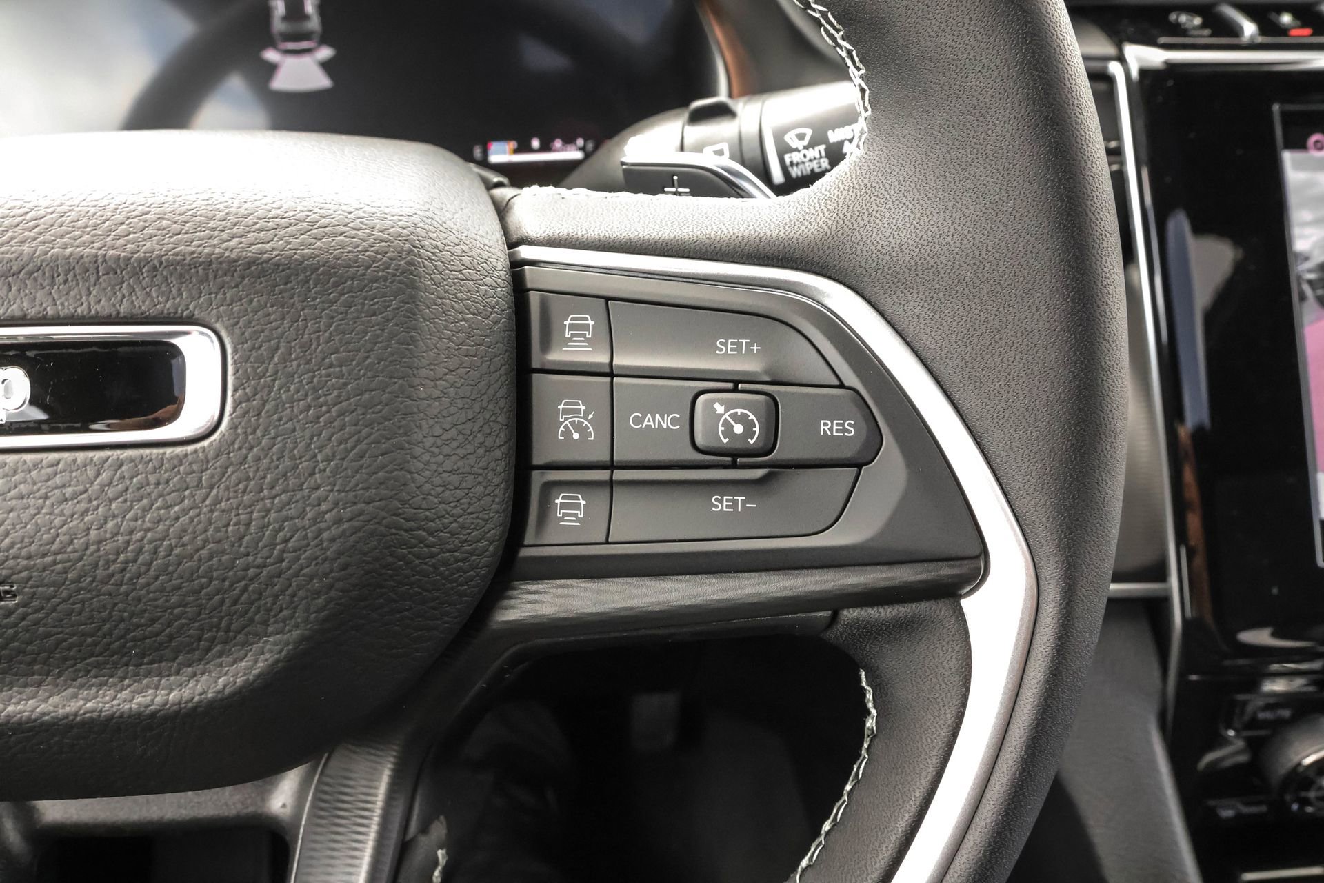 New 2025 Jeep Grand Cherokee Laredo X w/ Luxury Tech Group I image 26