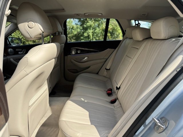 Used 2018 Mercedes-Benz E 400 4MATIC Wagon image 16