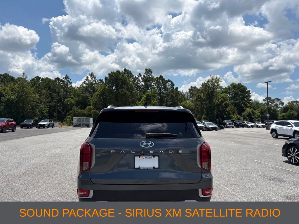 Used 2022 Hyundai Palisade SEL w/ Premium Package FWD image 4