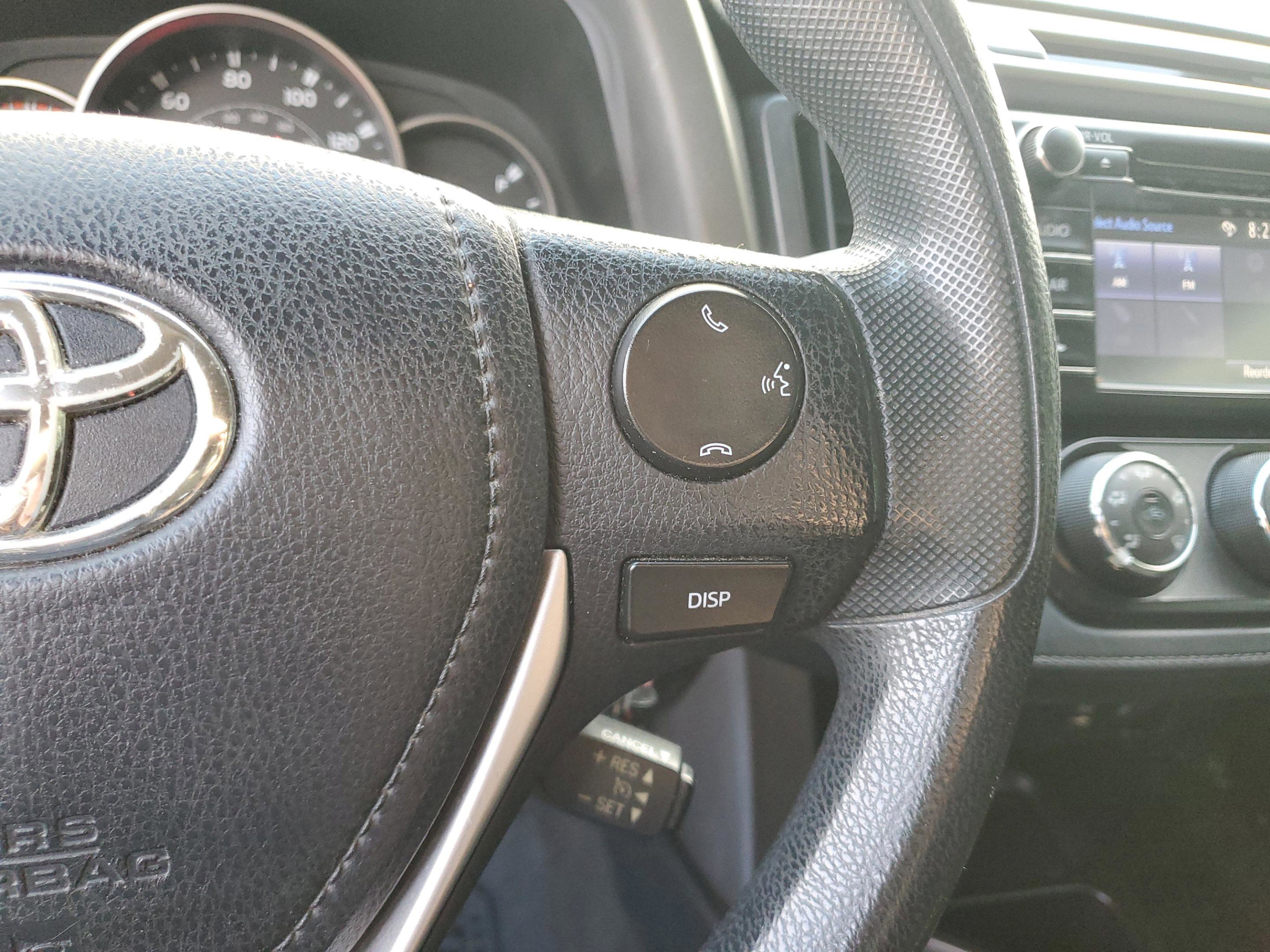 Used 2016 Toyota RAV4 LE image 23